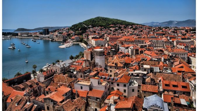 travel_Lead-Photo-attribute-to-Sobrecroacia.com_
