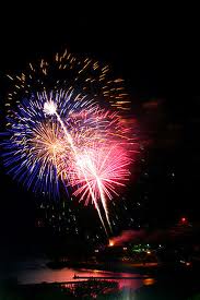 VictoriaDay-fireworks VictoriaDay-fireworks