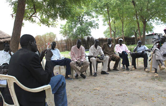 Mr. Peter Atem conversing with the youths during the talks in Panyigor Payam Mr. Peter Atem conversing with the youths during the talks in Panyigor Payam