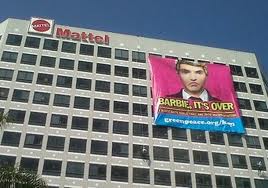 asia_GreenpeaceProtestsMattel