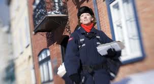 canada_CanadianPostalCarrier