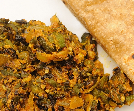 Fried Okra in Yoghurt (Bhindi Dahi) Fried Okra in Yoghurt (Bhindi Dahi)