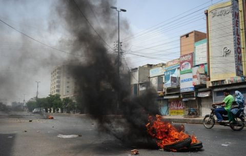 pakistan_Karachi-violence-July-2011