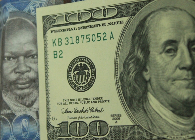 An image capture of the newly launched South Sudan Pound alongside the US Dollar currency that has been widely in circulation in South Sudan
