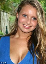 australia_MadeleinePulver-HeadShot