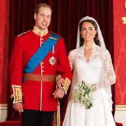 england_KateAndWilliam-OfficialPhoto
