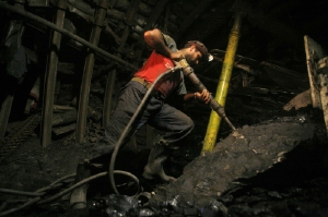Downfall in SA mining production Downfall in SA mining production