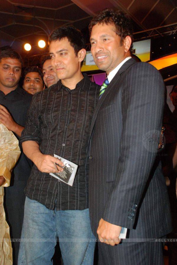 Amir Khan wants a house near Sachin Tendulkar Amir Khan wants a house near Sachin Tendulkar
