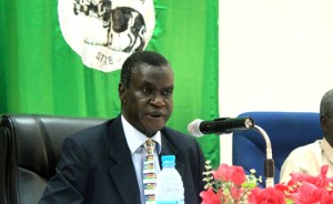 Central Equatoria State Governor Clement Wani Konga addresses the State Legislative Assembly in Juba. [©Gurtong]