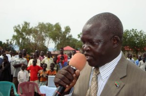Eastern Equatoria State Health Minister Felix Sam Makuja when he commissioned the third round of polio immunization in Torit. [© Gurtong]