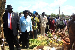 South Sudan’s Vice President Dr Riek Machar and Agriculture Minister Dr Betty Achan at the inaugural agricultural trade fair in Juba. [© Gurtong]