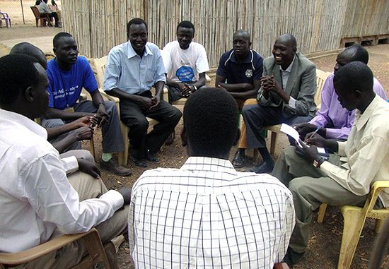 Rumbek FM staff planning the BBCWST supported discussion programmes [©foter.com]