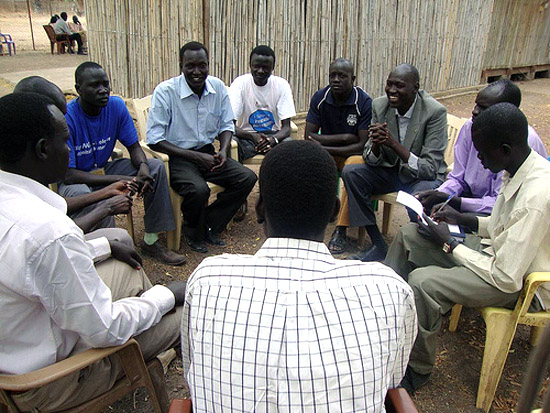 Rumbek FM staff planning the BBCWST supported discussion programmes [©foter.com]