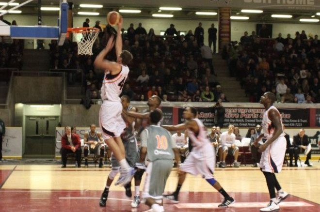 Summerside Storm centre Jared Carter goes up for a dunk in a win over the Moncton Miracles at Credit Union Place on Friday night.