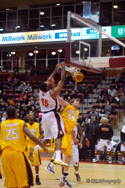 Oshawa Power forward Akeem Wright slams down a dunk against the London Lightning Oshawa Power forward Akeem Wright slams down a dunk against the London Lightning