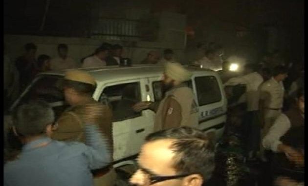 Delhi fire death toll hits 15