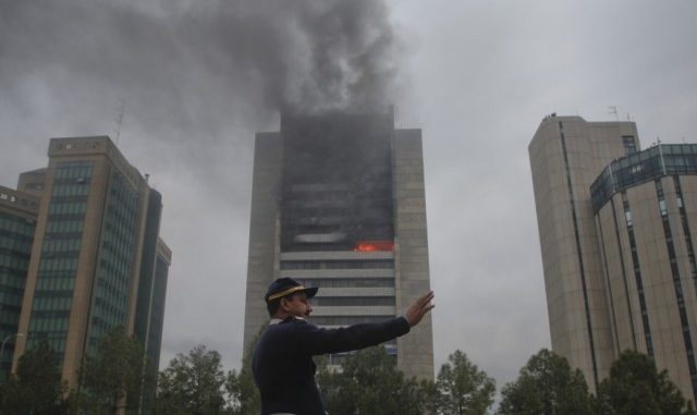 300605-firereuters-1322733612-114-640x480