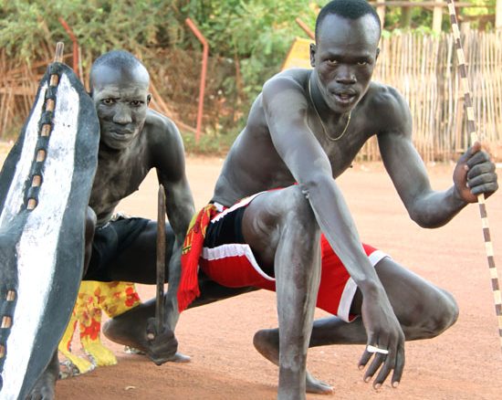 Youth members displaying their traditional regalia as a way of using tradition to create peace in Rumbek [©Gurtong]