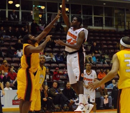 Oshawa Power forward Omari Johnson puts up a hook shot against the London Lightning at the GM Centre Thursday night
