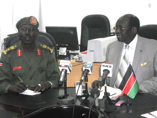 Col. Philip Aguer and Dr. Barnaba Marial Benjamin briefing journalists in the press in Juba [©Gurtong]