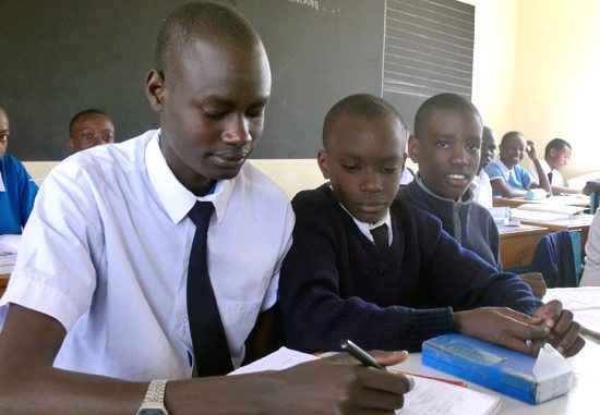 (L-R) Kuol Tito Yak with other pupils at Uthiru Genesis School in Kenya [©Gurtong]