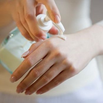 dailylife_how_to_choose_suitable_body_lotion_for_skin_type