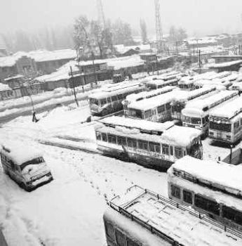 Snow-fall in Srinagar Snow-fall in Srinagar
