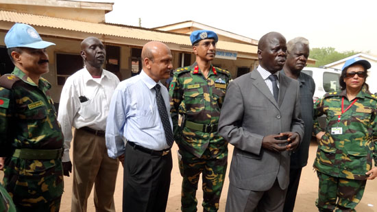 Hastin Yokwe Anisio (wearing a suit) addressing the media and behind him is the Commanding Officer of Bangladesh Level II Hospital [©Gurtong]