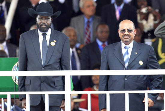(L-R) Presidents Salva Kiir and Omar Al-Bahir during South Sudan’s independence celebrations (L-R) Presidents Salva Kiir and Omar Al-Bahir during South Sudan’s independence celebrations