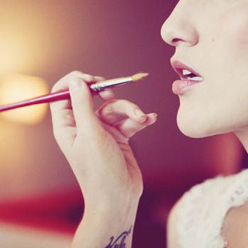 fashion_Lip_Liner_Application_An_Art