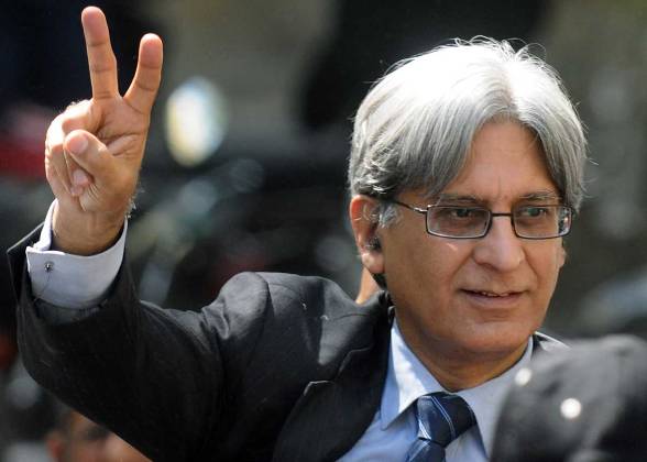 pakistan_aitzaz_ahsen
