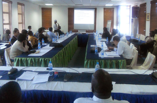 Presentations in progress during the GNPOC workshop in Home and Away hotel in Juba [©Gurtong]