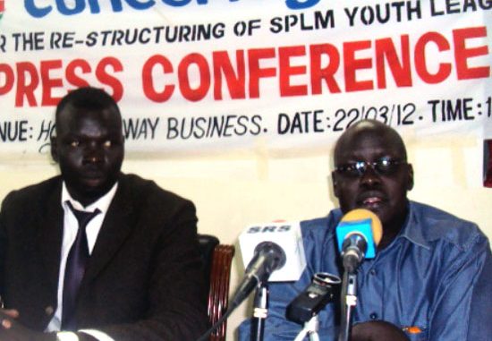 (L-R) A member of the Concern Group and David Amor Agel addressing the press in Juba [©Gurtong]