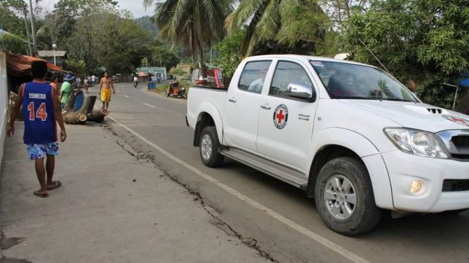 Central Philippine hit by quake, 9 injured