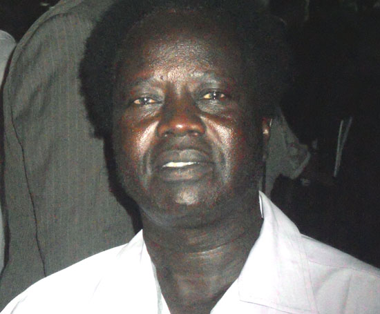 Deng Athual Mawiir Rehan tells government ministers to decide who to serve [©Gurtong]