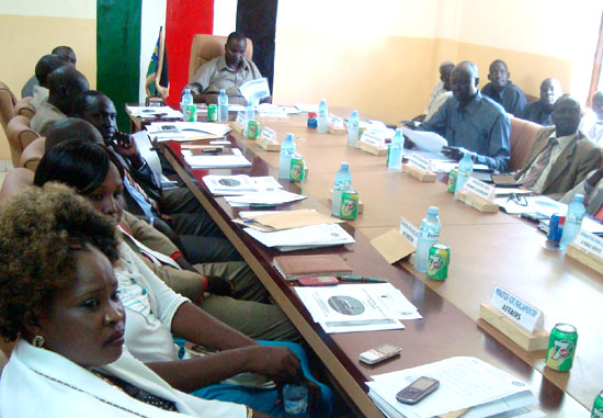 The Unity State council of ministers attend the emergency youth mobilization meeting in Bentiu [©Gurtong/ Luk R. Nyak]