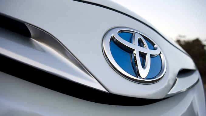 Toyota slashes 350 jobs