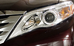 images_Lifestyle_Automotive_ToyotaAvalon2011_006