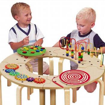 images_Tabloid_Relationships_Toys_That_Boost_Your_Toddlers_Development