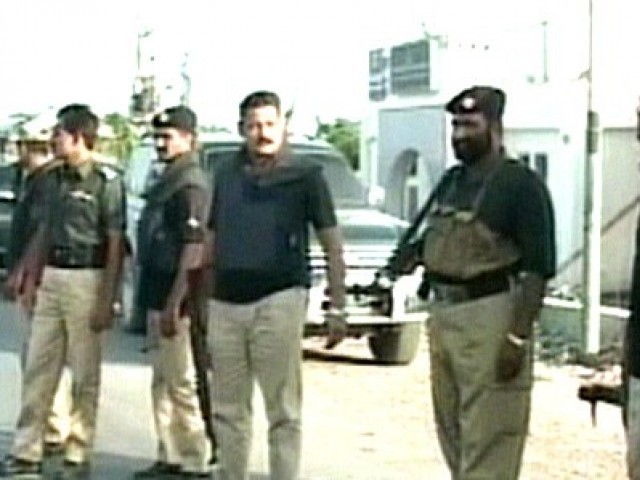 pakistan_police-in-karachi