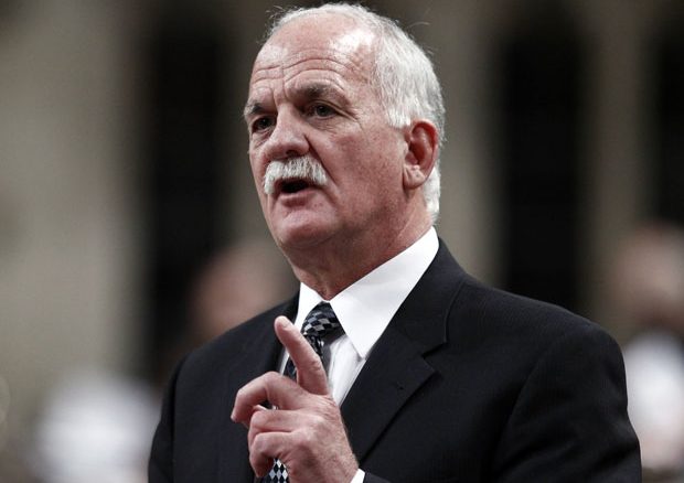 images_News_Canada_vic-toews