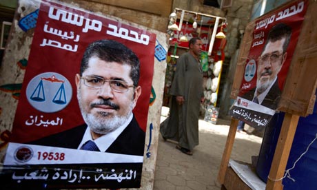 images_News_Asia_Mohammed-Morsi-posters-008