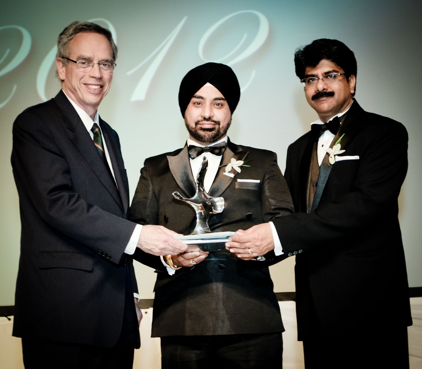 images_News_SouthAsiansAbroad_harpreet