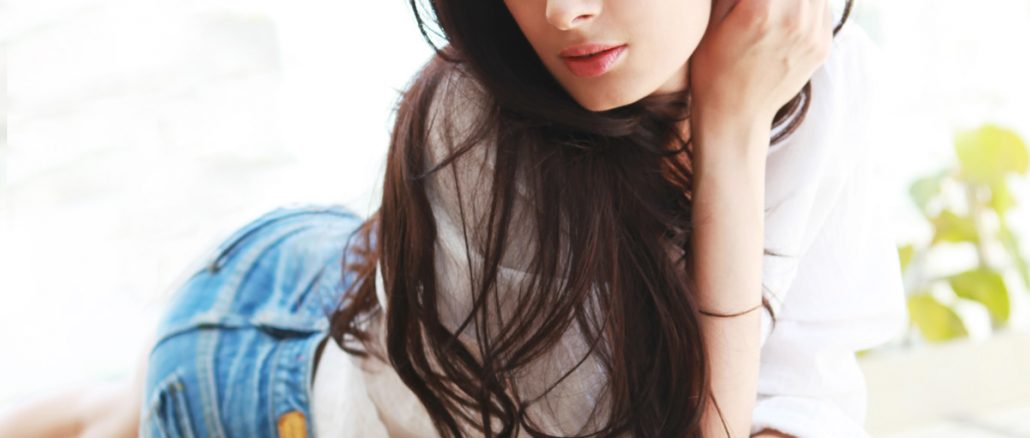 images_Cinema_Masala_EvelynSharma15