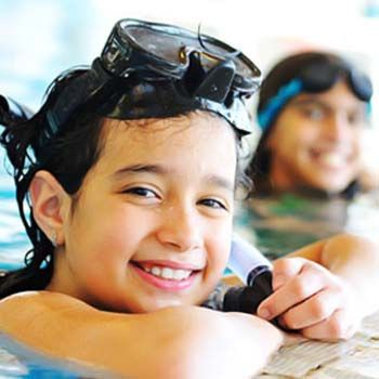 images_Lifestyle_Fashion_vision_safety_tips_for_swimming