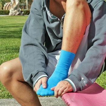 images_Lifestyle_Fashion_socks_debate_to_wear_or_not_to_wear