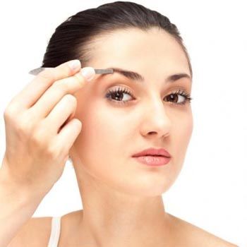images_Lifestyle_Fashion_eye_brow_shaping_enhances_your_beauty