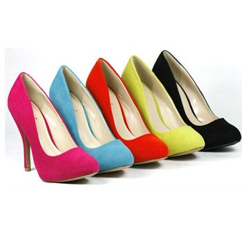 images_Lifestyle_Fashion_return_of_classic_pumps_for_fall_2012