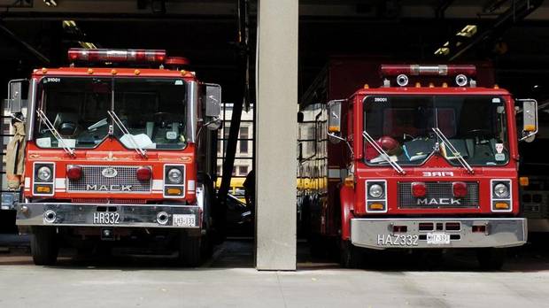 images_News_Canada_toronto_fire_trucks