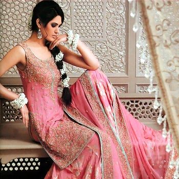 images_Lifestyle_Fashion_Looking_Fashionable_a_in_Pink_Bridal_Dress